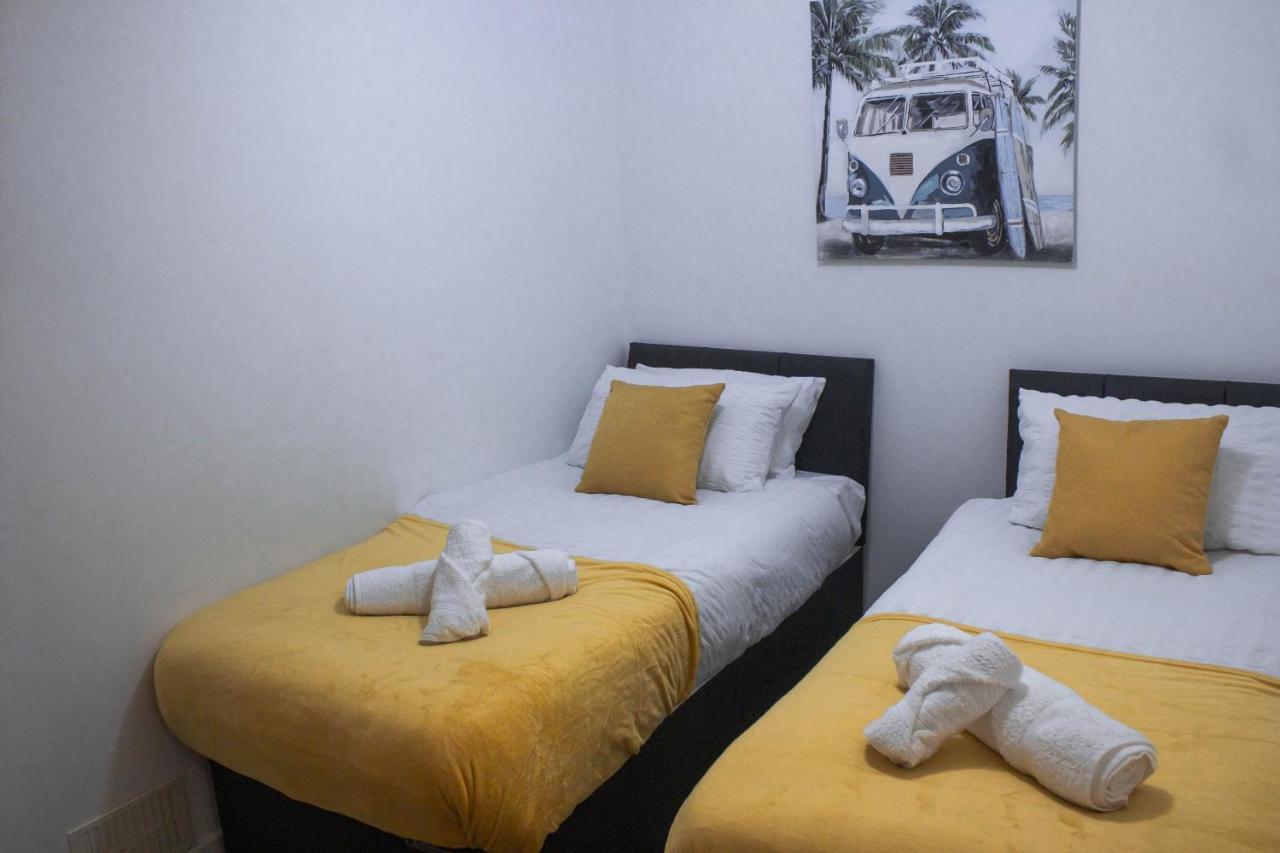 סוואנסי Business Friendly 3Br Home - King Size Beds & Centrally Located מראה חיצוני תמונה