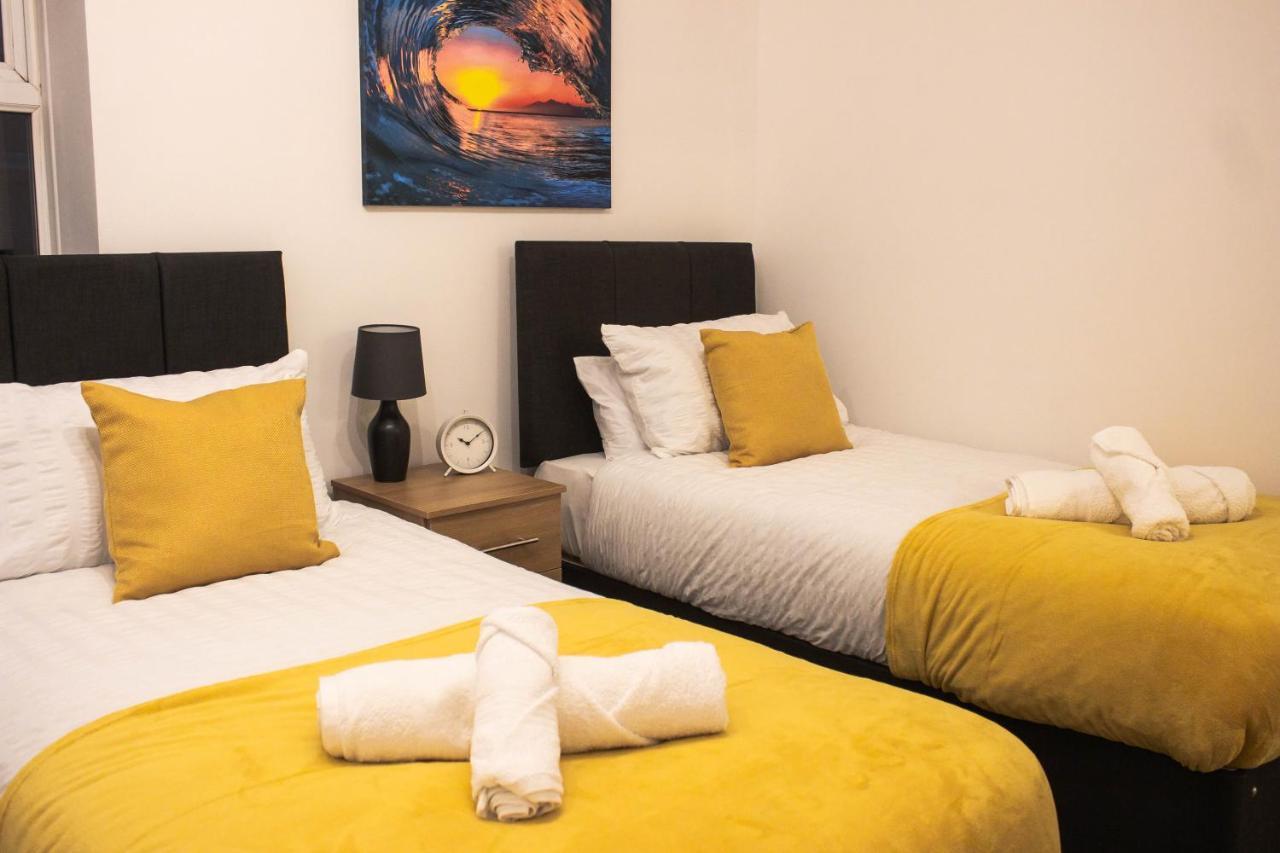 סוואנסי Business Friendly 3Br Home - King Size Beds & Centrally Located מראה חיצוני תמונה