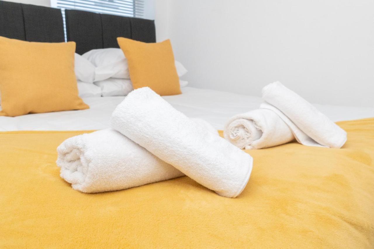 סוואנסי Business Friendly 3Br Home - King Size Beds & Centrally Located מראה חיצוני תמונה