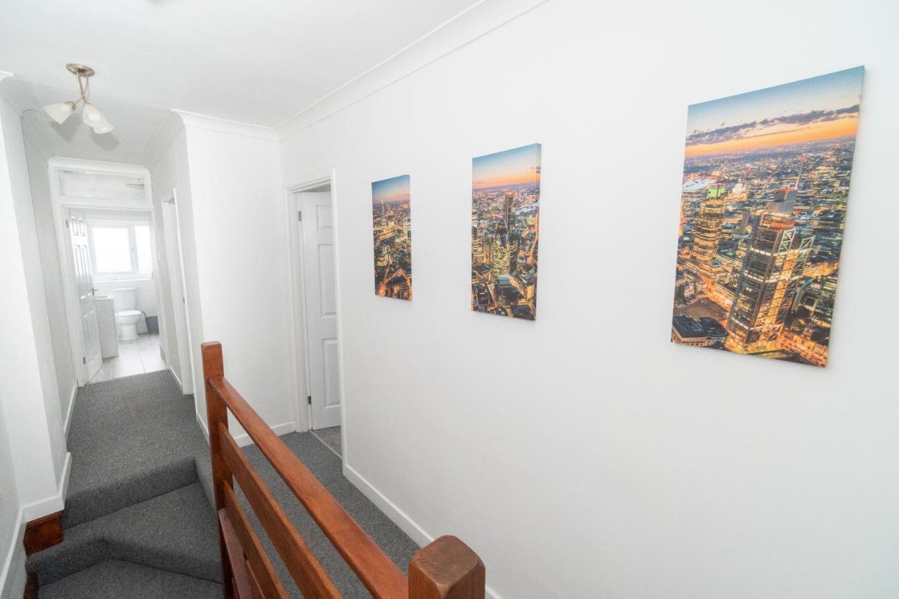 סוואנסי Business Friendly 3Br Home - King Size Beds & Centrally Located מראה חיצוני תמונה